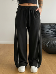 Cross Piping Loose Fit Trouser - Black