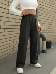 Straight fit signature trouser - Black